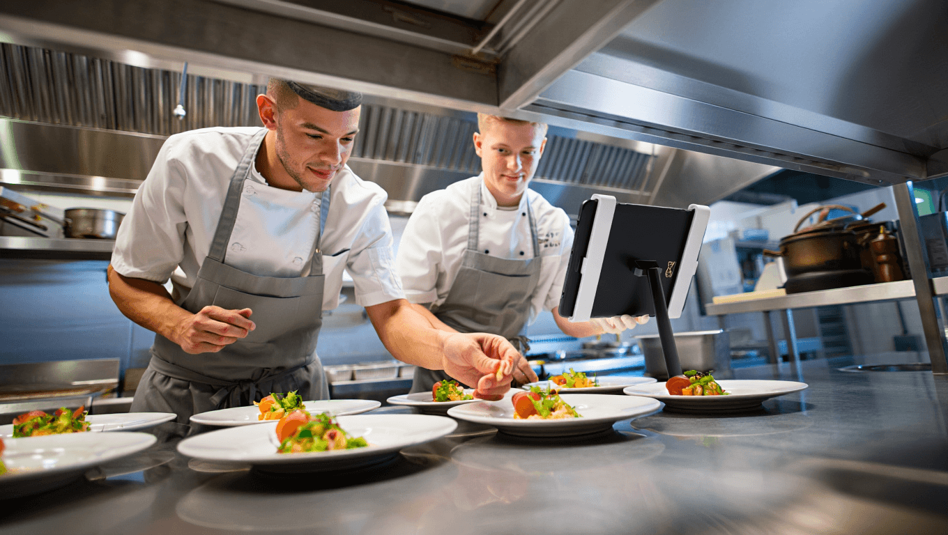Kitchen Display System Interface - Real-time order management